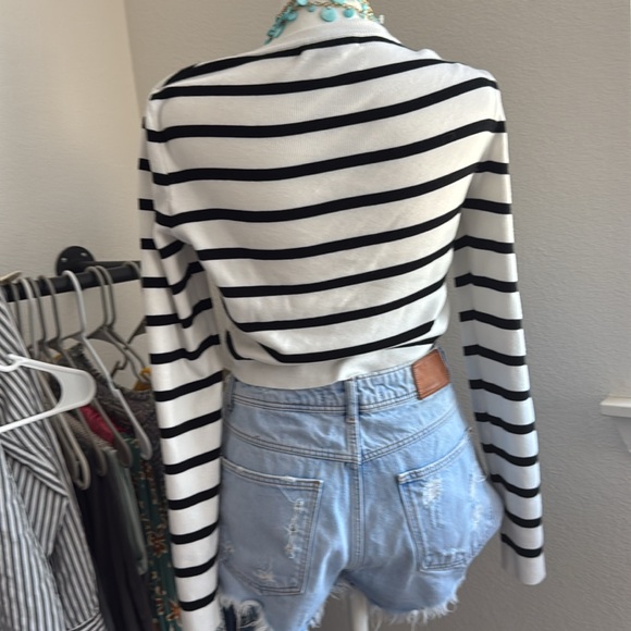 Crop sweater top - Picture 3 of 4